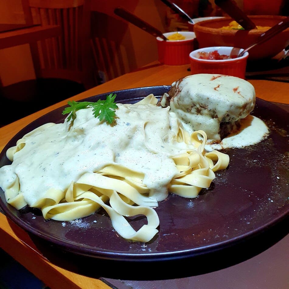 Fettuccine Maria Bonita do Lampião Food