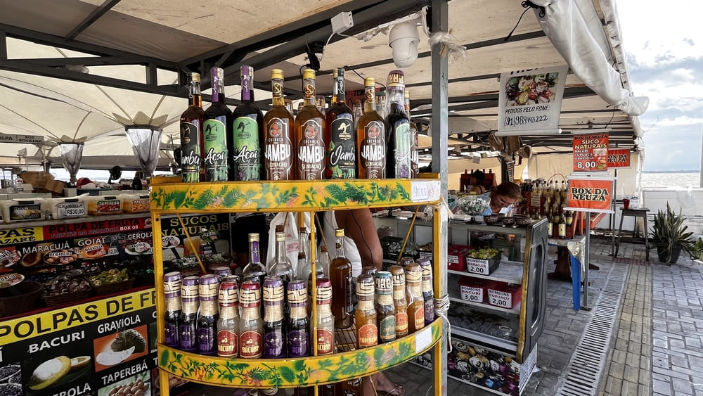 Produtos com ingredientes regionais vendidos no Mercado Ver-o-Peso